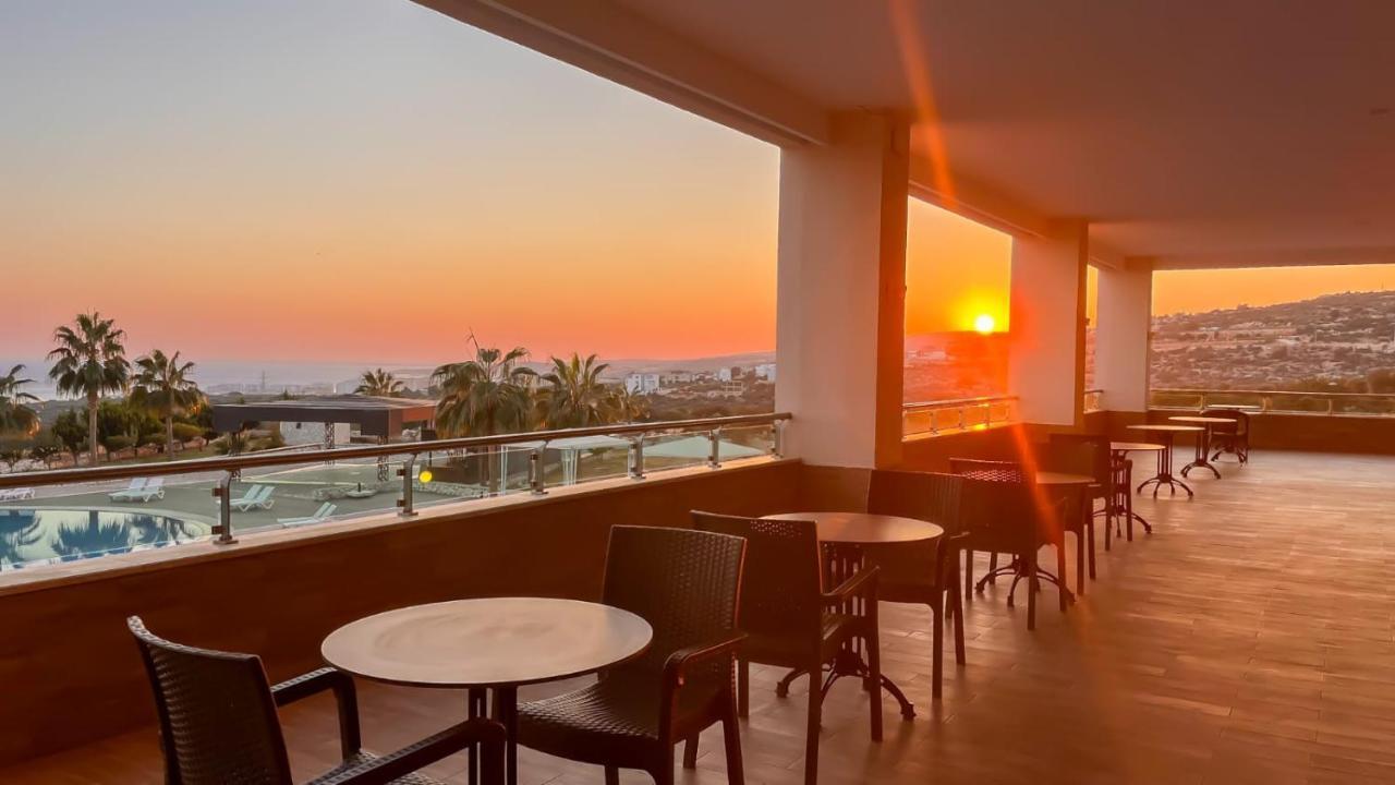 Watercastle Suites Erdemli Экстерьер фото
